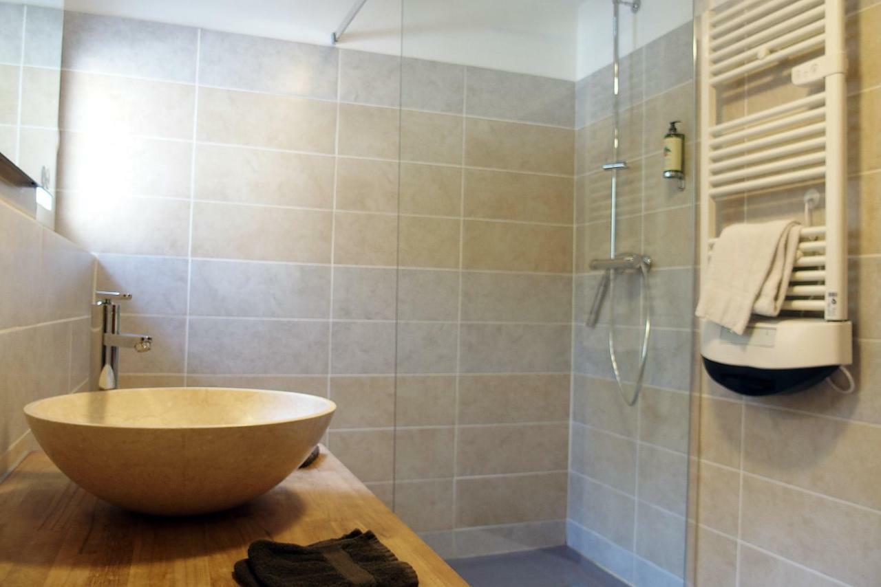 Logis Hotel - Auberge De L'Helix Rosoy  Exteriör bild